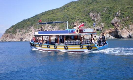 Excursion en bateau pour la plongée sous-marine et la plongée