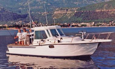 Aventure de pêche amusante sur Cuddy Cabin à Sveti Stefan, Monténégro