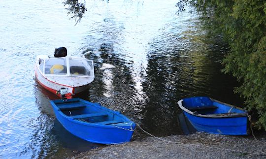 Profitez de la pêche à Puerto Varas, au Chili, sur un dériveur de 12 pieds