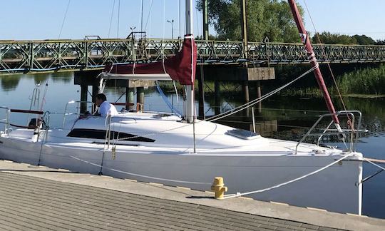 8 person Antila 27 Cruising Monohull Rental In Tolkmicko, Poland