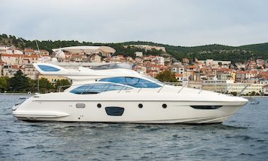 Charter 48' Azimut Fly Motor Yacht Rental in Šibenik, Croatia