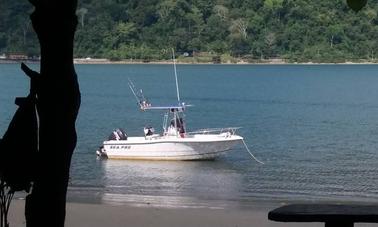 Pêche à Zancudo, au Costa Rica, sur la console centrale