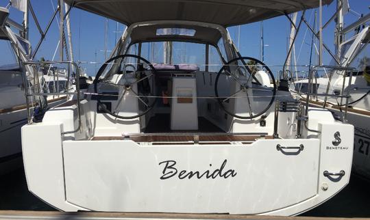 Monocoque Charter 35' Beneteau Oceanis - Benida Cruising à Oristano, Italie