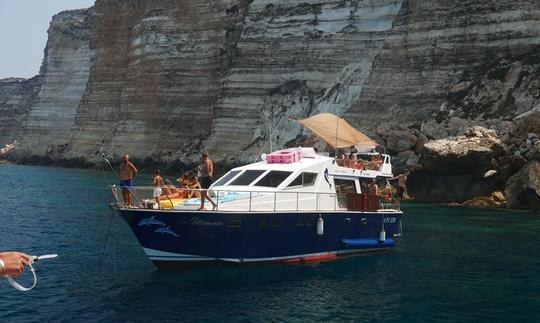 Alugue um iate a motor Liliana em Lampedusa, Itália