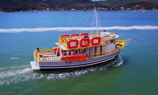 Alquila un yate a motor Calypso I desde Porto Belo, Brasil