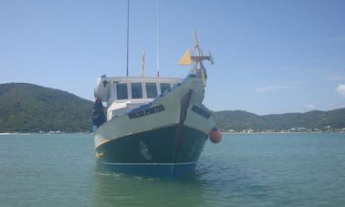 Charter a Motor Yacht in Pôrto Belo, Brazil