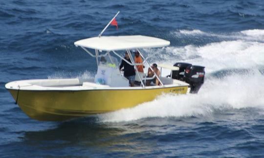 Louez ce bateau à console centrale à Barranquilla, en Colombie