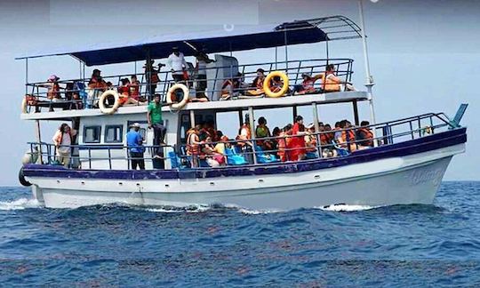 Louez un bateau à passagers à Weligama, au Sri Lanka