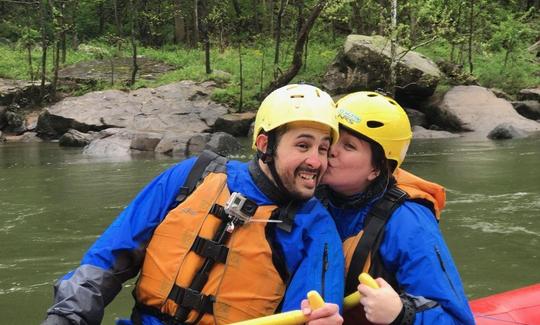 Rafting guiado em corredeiras na Virgínia Ocidental