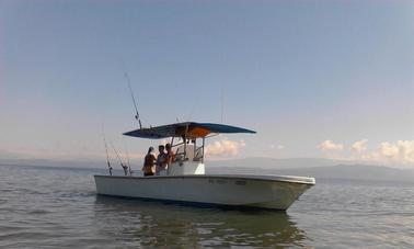 Profitez de la pêche à Puerto Jiménez, au Costa Rica, sur la console centrale