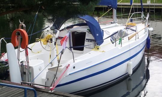 Monocasco de cruzeiro Charter 30' Laguna Plus em Giżycko, Polônia