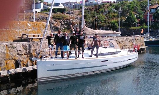 Charter 37' S/Y Genius Loci Cruising Monohull in Warszawa, Poland