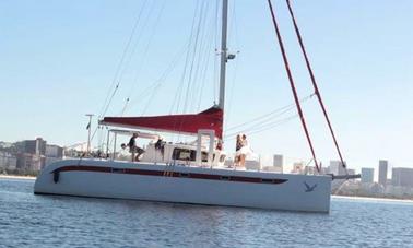 Alquiler de catamaranes Praia 47 en Río de Janeiro, Brasil