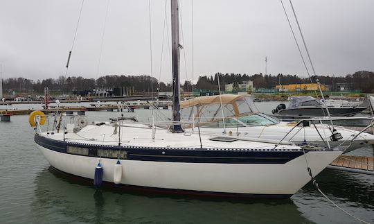 Veleiro King's Cruiser 33' em Tallinn, Estônia (Marina Haven Kakumäe)