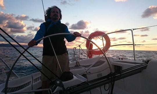 Alquiler de veleros en monocasco de crucero de 40 pies en Donostia, España