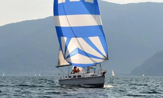 Frete 30' X-Yachts 302 Cruising Monocasco no Lago Maggiore