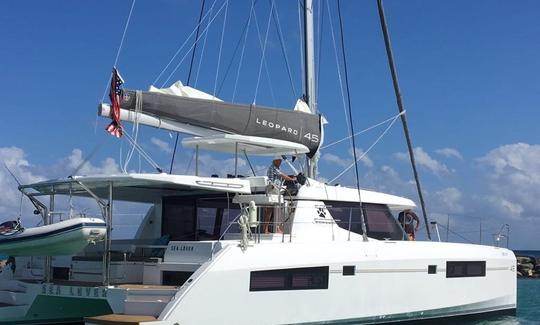 Leopard Catamaran rent Cancun