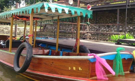 Traditional Water Taxi Tour in Ayutthaya, Thailand