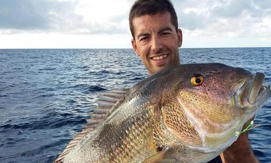 Profitez de la pêche à Macomer, en Italie, sur un bateau gonflable rigide