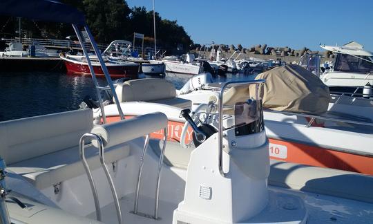 Blackfin RIB Rental for 9 People in Milazzo, Italy