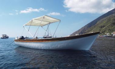 Barco de madeira “Principessa” 19' em Stromboli (Ilhas Eólie), Itália