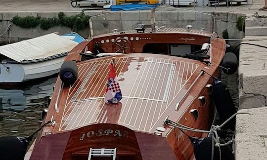 DubrovnikClassicBoat  /Majestic 27/"Gospar "