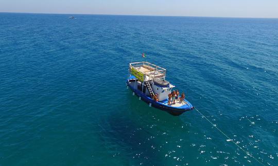 Charter M/B Leone Trawler em Marzamemi, Itália