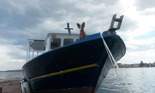 Charter M/B Leone Trawler em Marzamemi, Itália