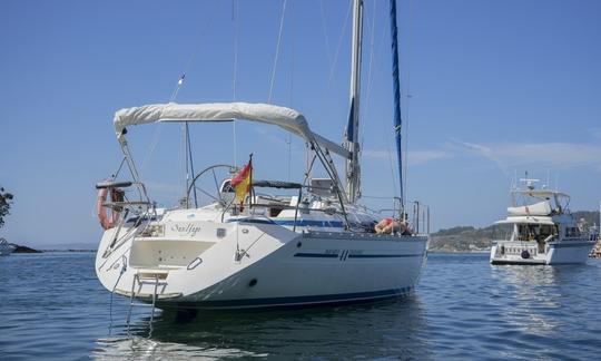 Monocasco de crucero Bavaria Charter 41' en Vigo, España