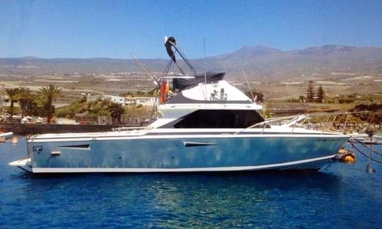 Motor Yacht rental in Guía de Isora, Tenerife