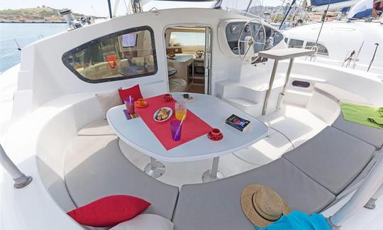 43' Balize Catamaran Yacht Charter in Cabo San Lucas Baja, California Sur