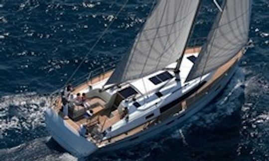 Charter 46' Bavaria Cruising Monohull in Procida, Italy