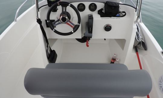 Center Console rental in Biograd na Moru