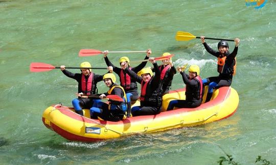 Vá ao rio Salza em uma balsa para ver a Áustria como nunca antes