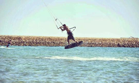 Profitez du kitesurf à Ras Sudr, dans le gouvernorat du Sinaï Sud