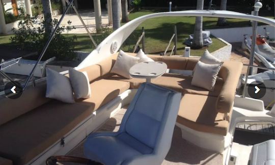 Alquiler de yate a motor Sea Ray 40 fly en Cancún, Quintana Roo