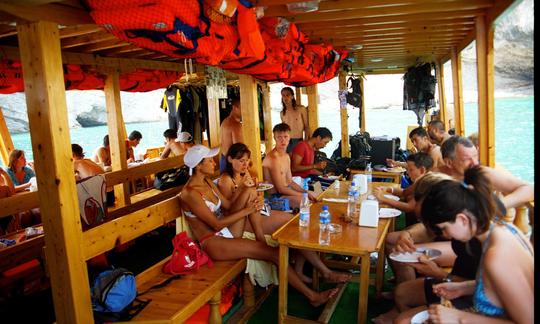 Louez à la journée ce bateau traditionnel à Kemer, Antalya, Turquie