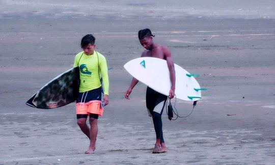 Surfe nas ondas aventureiras em Chocó, Colômbia!