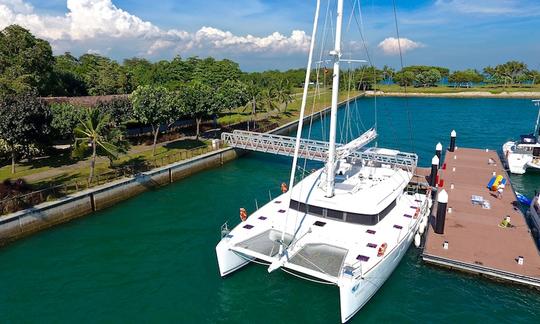 Navega a bordo de este catamarán de crucero Lagoon 620 «Primetime» en Phuket, Tailandia