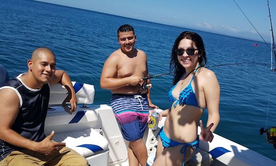 ¡Viaje de pesca o crucero de placer en Jaco, Costa Rica!