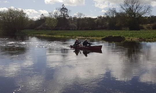 Pagayez sur votre propre canoë dans le comté de Carlow, en Irlande