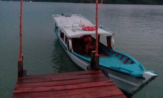 Una maravillosa experiencia de pesca en Sumatra, Indonesia, a bordo de Cuddy Cabin