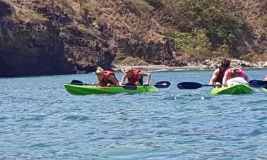 Alquiler de kayaks tándem en Cockleshell Bay en San Cristóbal y Nieves