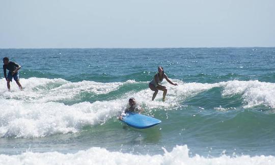 Réservez votre aventure de surf avec nous !