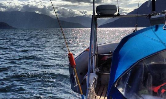 42 ft Lakutaia Cruising Monohull Charter for 5 People in Dalcahue, Chile