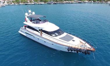 2011 Alquiler de Power Mega Yacht en Muğla, Turquía