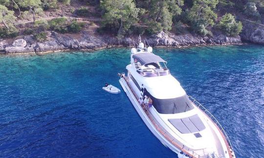 2011 Power Mega Yacht Charter in Muğla, Turkije