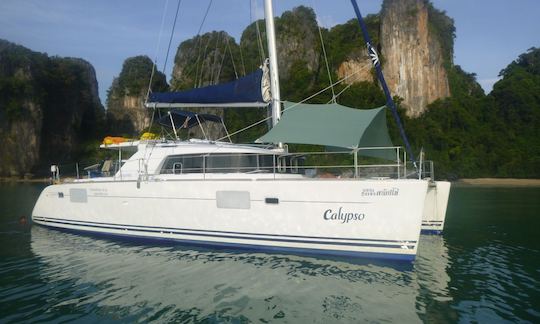 Alquiler de catamarán de crucero Lagoon 440 para hasta 8 personas en Phuket, Tailandia