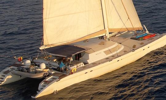 Catamarã à vela Lonestar Charter de 85 pés nas Ilhas Anambas, Tailândia, Mianmar, Malásia e outros destinos do Oceano Índico