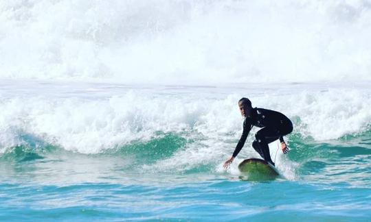 Clases de surf con instructores de surf con formación internacional en Pumula kzn South Coast